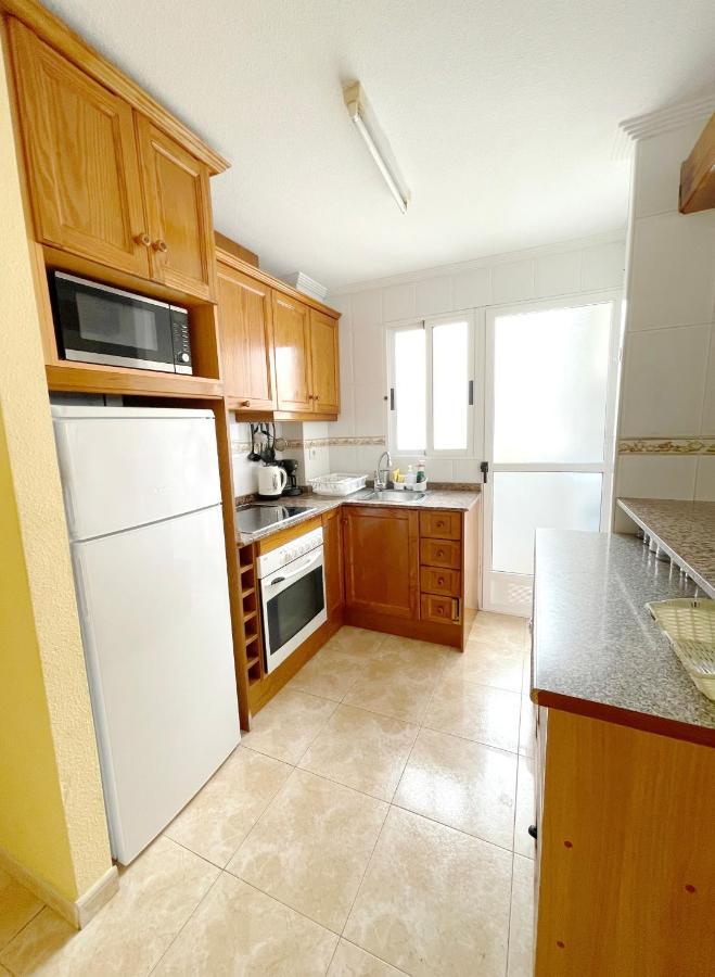 Daniela Apartament Torrevieja Dış mekan fotoğraf