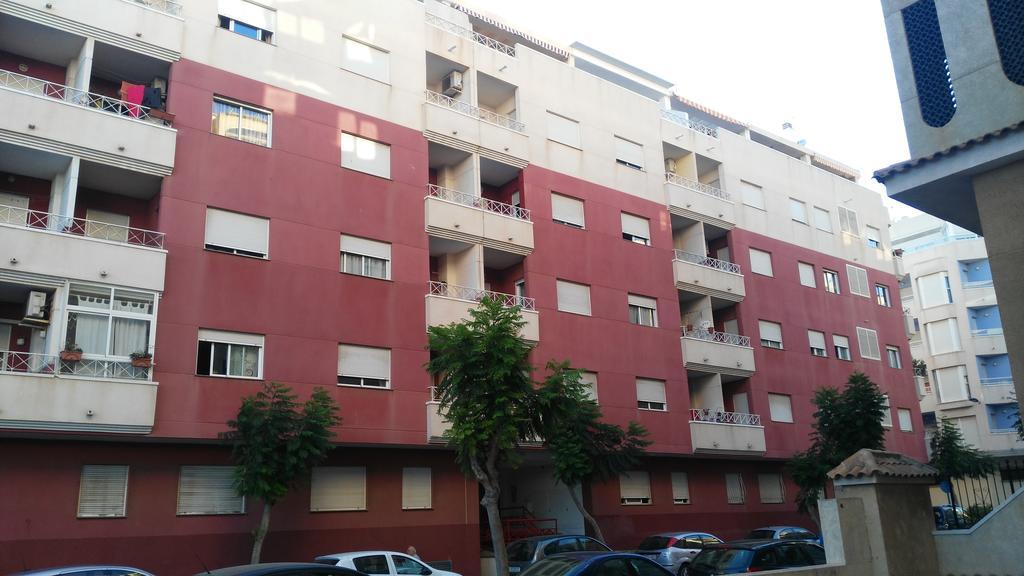 Daniela Apartament Torrevieja Dış mekan fotoğraf