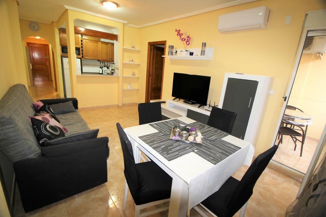 Daniela Apartament Torrevieja Dış mekan fotoğraf