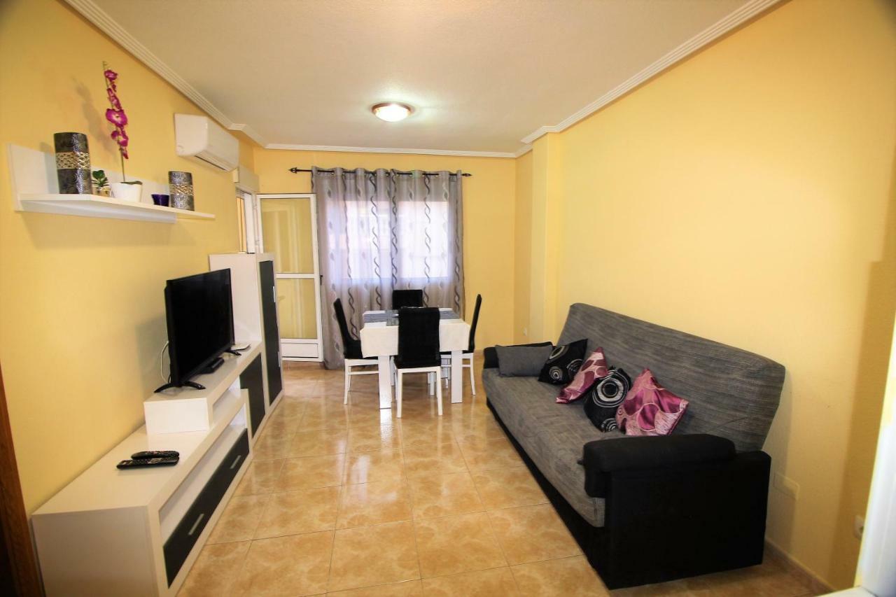 Daniela Apartament Torrevieja Dış mekan fotoğraf